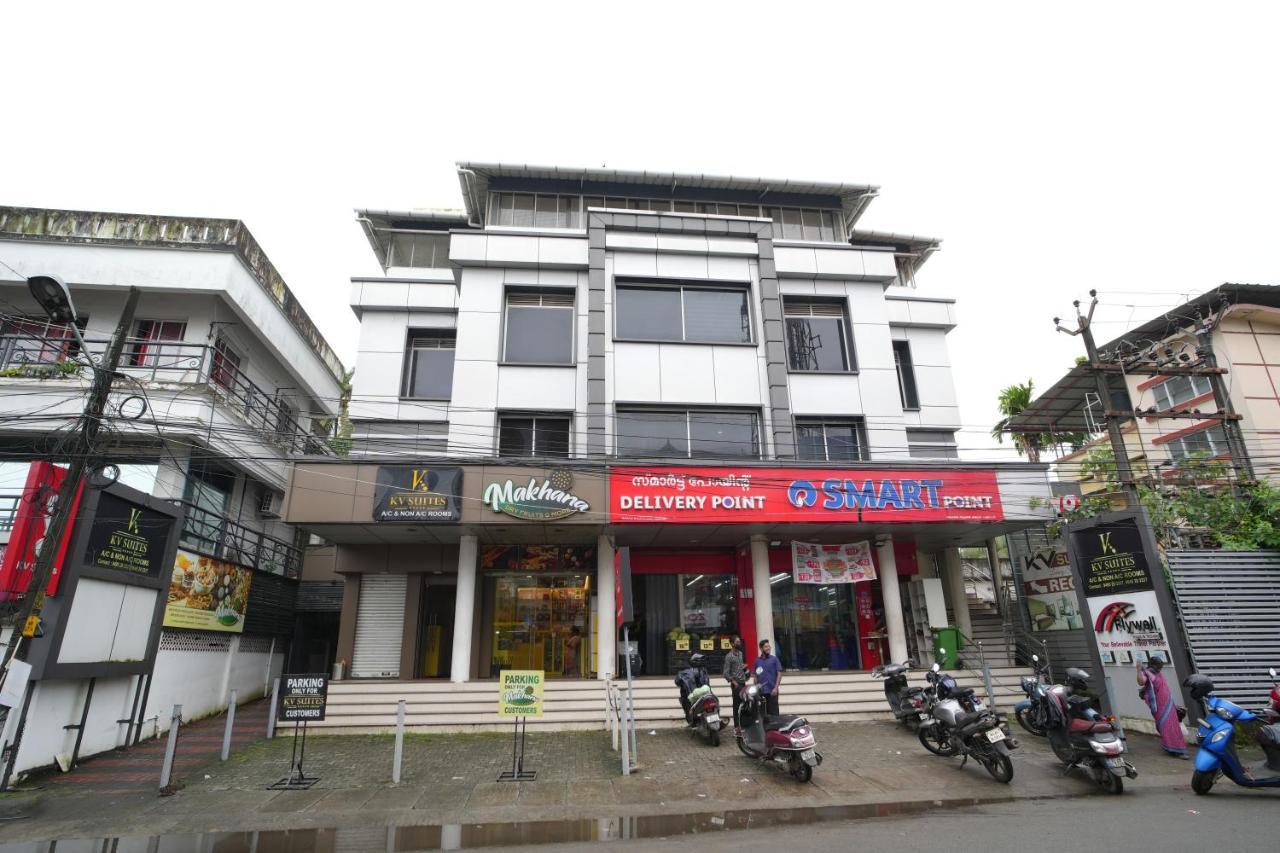 K V Suites Kochi Екстериор снимка