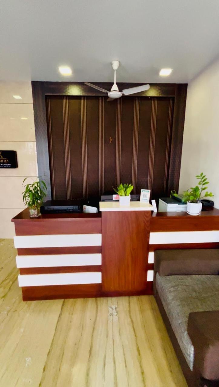 K V Suites Kochi Екстериор снимка